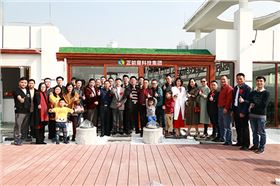 導(dǎo)光筒伴你走過擼起袖子加油干的日子 導(dǎo)光筒伴你走過擼起袖子加油干的日子